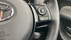 Toyota Yaris 1.5 Hybrid Icon Tech 5dr CVT Hybrid Hatchback